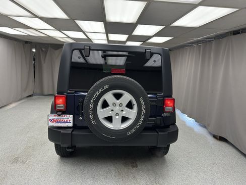 Used 2013 Jeep Wrangler Unlimited Sport AWD/4WD image 3