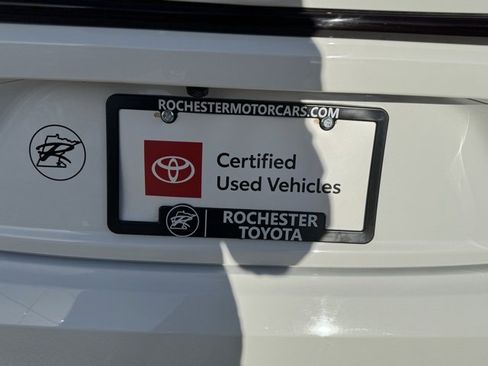 Certified 2024 Toyota Corolla LE image 38