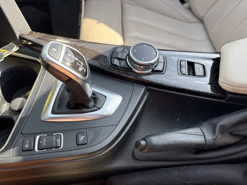 Used 2017 BMW 430i xDrive Convertible AWD/4WD image 25
