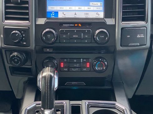 Used 2018 Ford F150 XLT w/ Equipment Group 302A Luxury AWD/4WD image 24