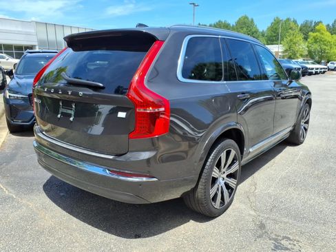 Used 2024 Volvo XC90 T8 Plus w/ Protection Package Premier AWD/4WD image 3