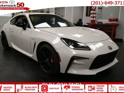 New 2025 Toyota GR86 Premium