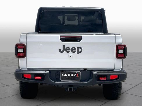 Used 2026 Jeep Gladiator Rubicon AWD/4WD image 5