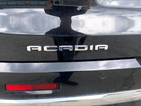 Used 2023 GMC Acadia Denali FWD image 31
