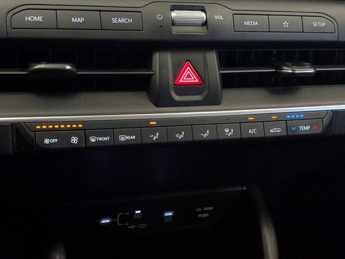 Used 2025 Kia K4 FWD image 21