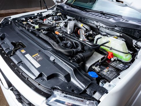 Used 2026 Ford F450 Platinum w/ Platinum Plus Package image 39