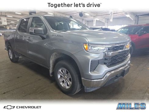 Certified 2026 Chevrolet Silverado 1500 LT AWD/4WD image 1