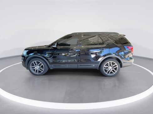 Used 2016 Ford Explorer Sport w/ Equipment Group 401A AWD/4WD image 5