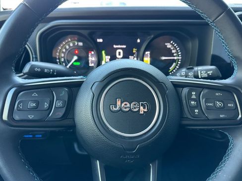 Used 2024 Jeep Wrangler Unlimited Rubicon 4xe AWD/4WD image 23