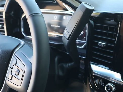 New 2025 GMC Sierra 2500 SLT w/ Texas SLT Premium Package image 24