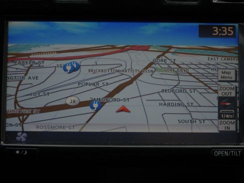 Used 2014 Nissan Leaf SV w/ LED & Quick Charge Package image 21