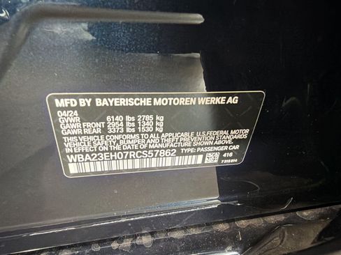 Used 2024 BMW 740i w/ Premium Package 2 RWD image 12