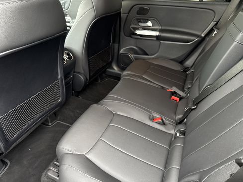 Certified 2025 Mercedes-Benz GLB 250 4MATIC image 12