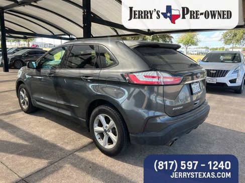 Used 2020 Ford Edge SE FWD image 5