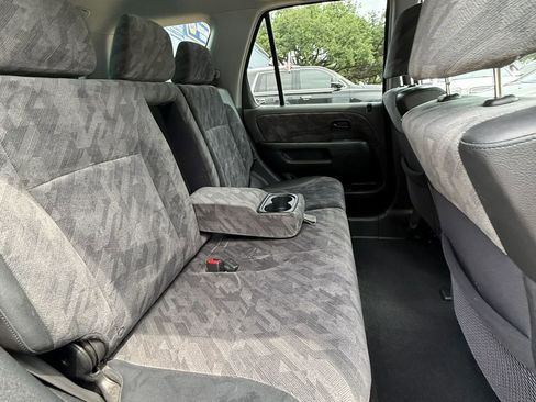 Used 2004 Honda CR-V EX image 17