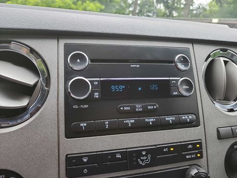 Used 2011 Ford F250 XLT w/ Chrome Pkg RWD image 23