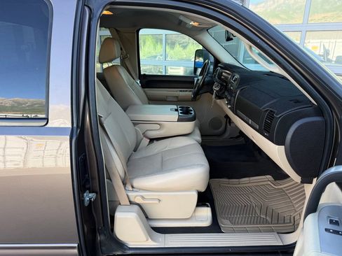 Used 2008 GMC Sierra 2500 SLE AWD/4WD image 40