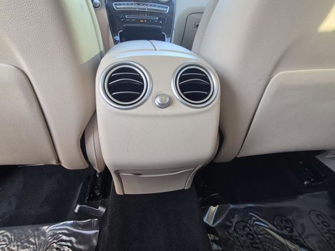 Used 2018 Mercedes-Benz GLC 300 image 13