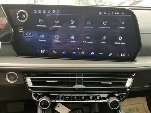 Used 2026 Chevrolet Traverse LT w/ Sun and Wheel Package AWD/4WD image 21