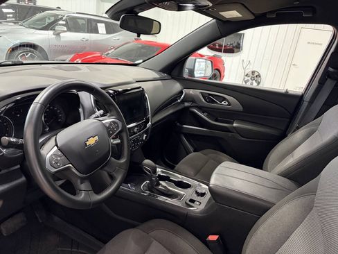 Used 2023 Chevrolet Traverse LT AWD/4WD image 8