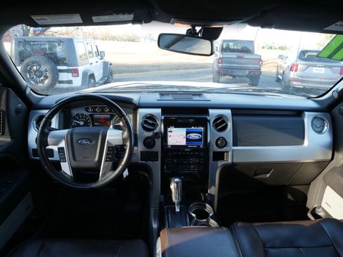 Used 2011 Ford F150 Platinum image 17