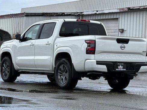 New 2026 Nissan Frontier SV w/ Tow Package image 6