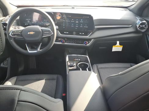 New 2027 Chevrolet Equinox LT w/ Convenience Package II FWD image 19