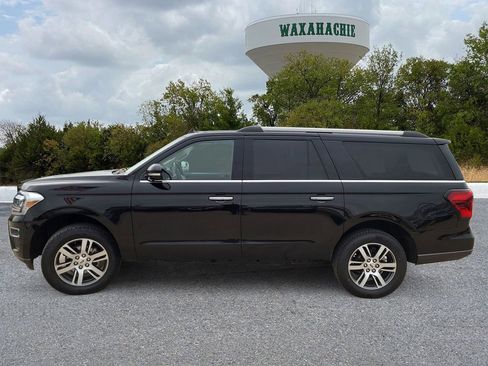 Used 2024 Ford Expedition Max Limited image 3