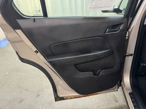 Used 2012 Chevrolet Equinox LT w/ Driver Convenience Package image 28