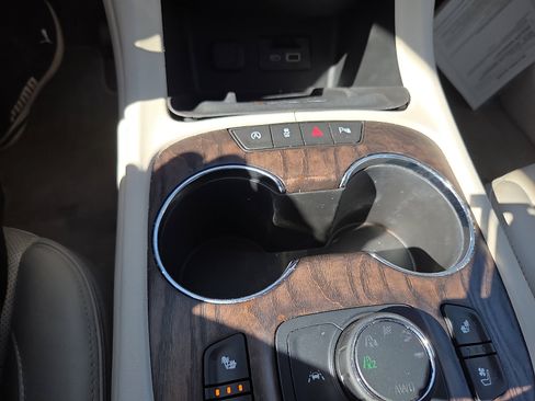 Used 2020 GMC Acadia Denali w/ Denali Ultimate Package image 20