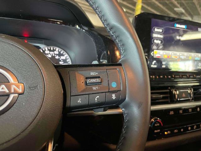 Certified 2025 Nissan Pathfinder SL AWD/4WD image 25