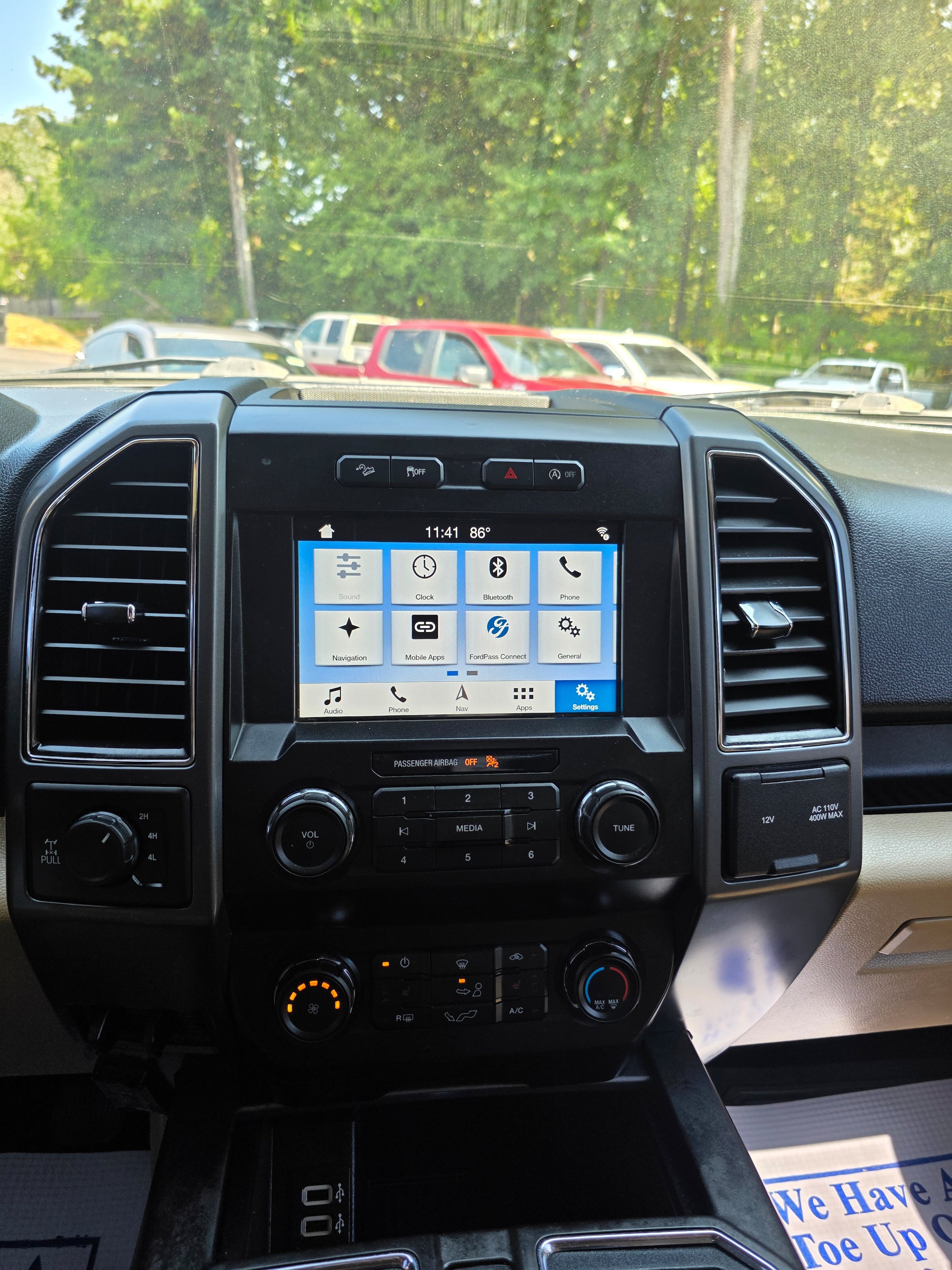 Used 2019 Ford F150 XLT w/ Equipment Group 302A Luxury AWD/4WD image 11