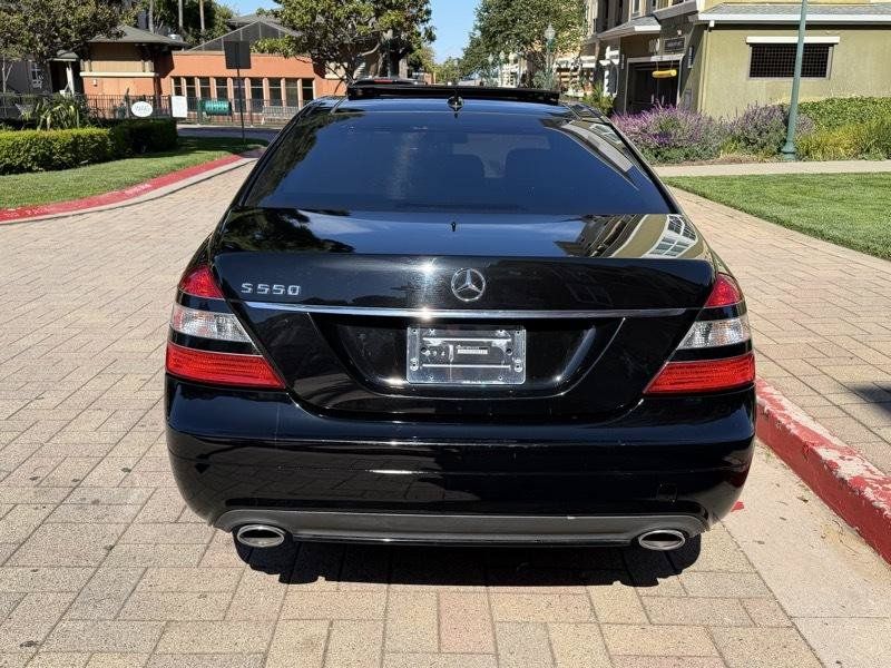 Used 2007 Mercedes-Benz S 550 image 8