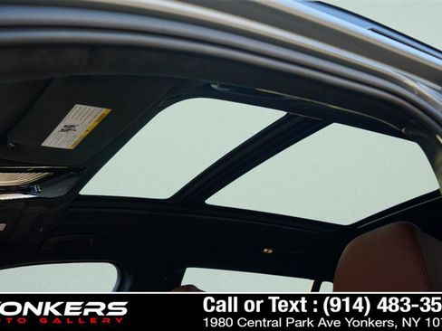 Used 2024 BMW X7 M60i w/ Executive Package image 65