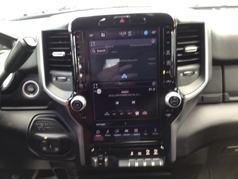 Certified 2025 RAM 2500 Big Horn AWD/4WD image 12