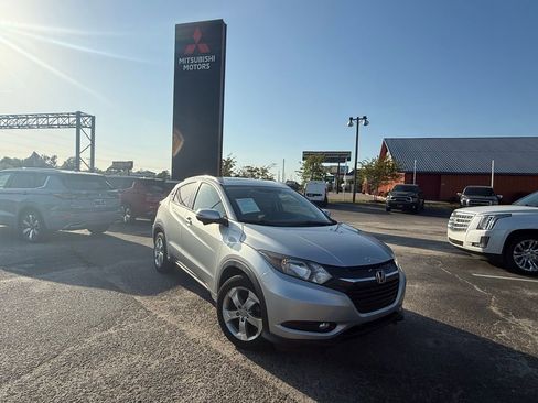 Used 2016 Honda HR-V EX-L image 1