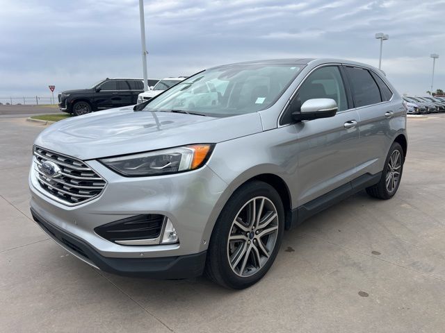 Used 2021 Ford Edge Titanium w/ Equipment Group 301A AWD/4WD image 3