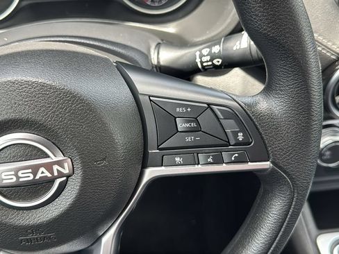 Used 2024 Nissan Sentra SV FWD image 27