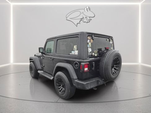 Used 2021 Jeep Wrangler Sport S image 3