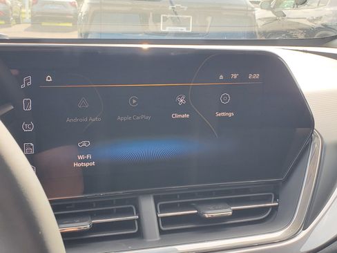 New 2025 Chevrolet Trax ACTIV w/ Driver Confidence Package image 17