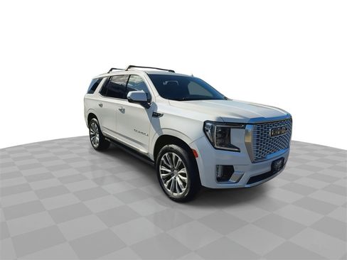 Certified 2021 GMC Yukon Denali w/ Denali Premium Package image 2