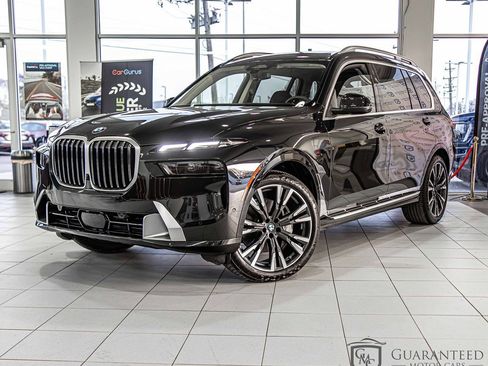 Used 2025 BMW X7 xDrive40i w/ Premium Package AWD/4WD image 7