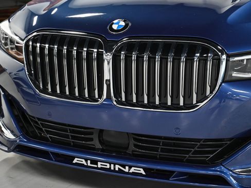 Used 2022 BMW ALPINA B7 xDrive w/ Luxury Rear Seating Package image 56