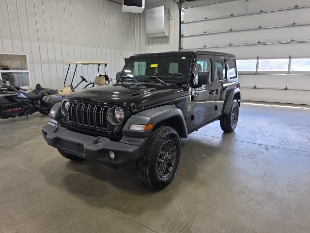 Used 2025 Jeep Wrangler Unlimited Sport AWD/4WD image 4