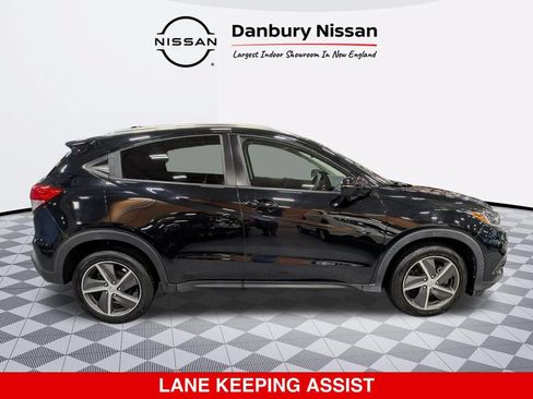 Used 2021 Honda HR-V EX image 2