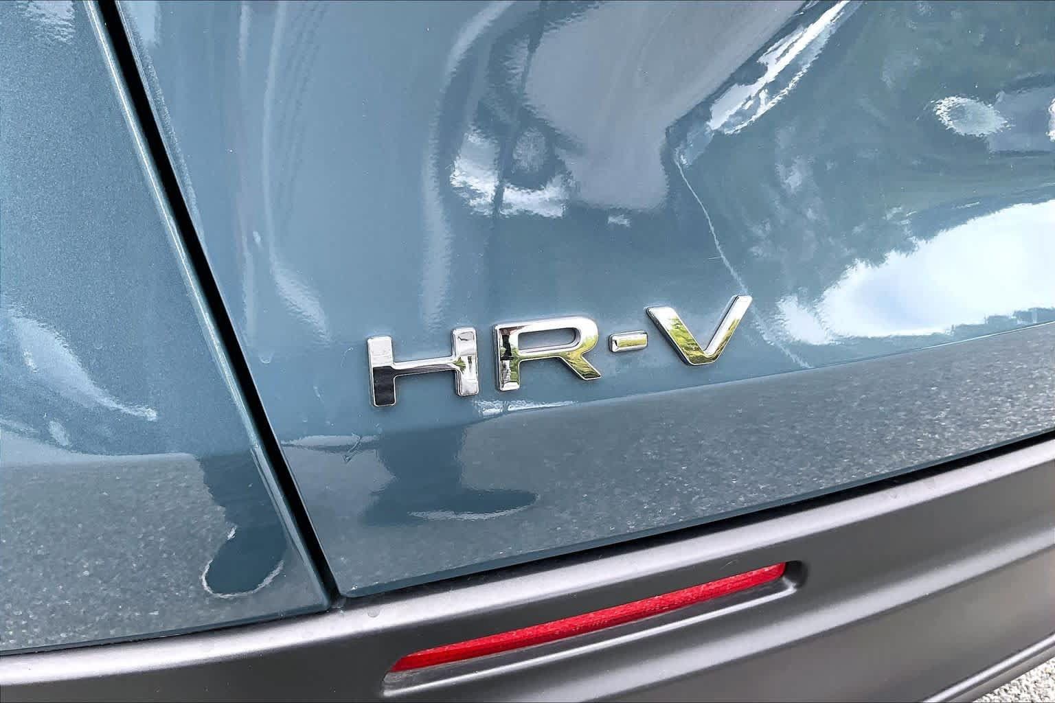 Used 2026 Honda HR-V LX image 9