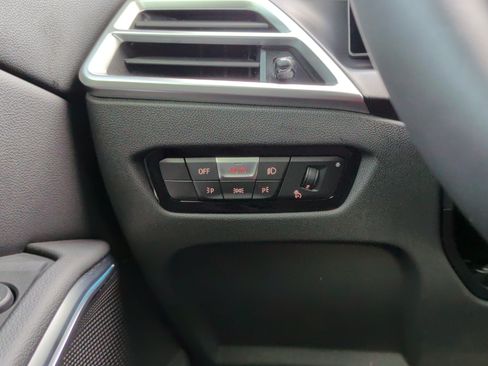 Certified 2025 BMW 330i xDrive Sedan w/ M Sport Package AWD/4WD image 24