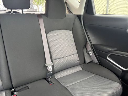 Used 2025 Kia Soul LX w/ LX Technology Package FWD image 35