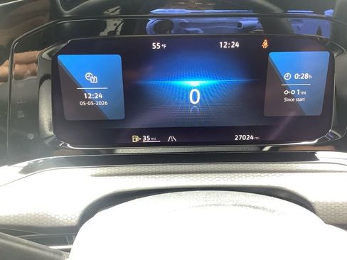 Used 2023 Volkswagen GTI SE FWD image 10