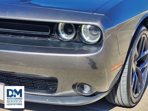 Used 2021 Dodge Challenger SXT w/ Blacktop Package image 12